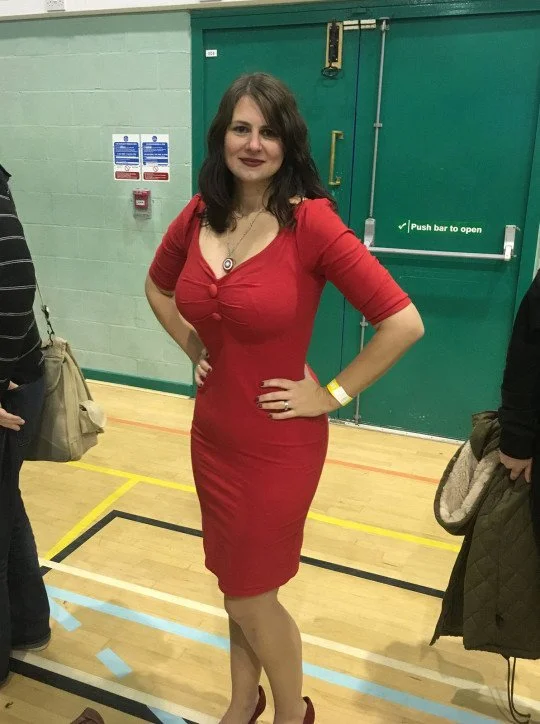 more milfs main image
