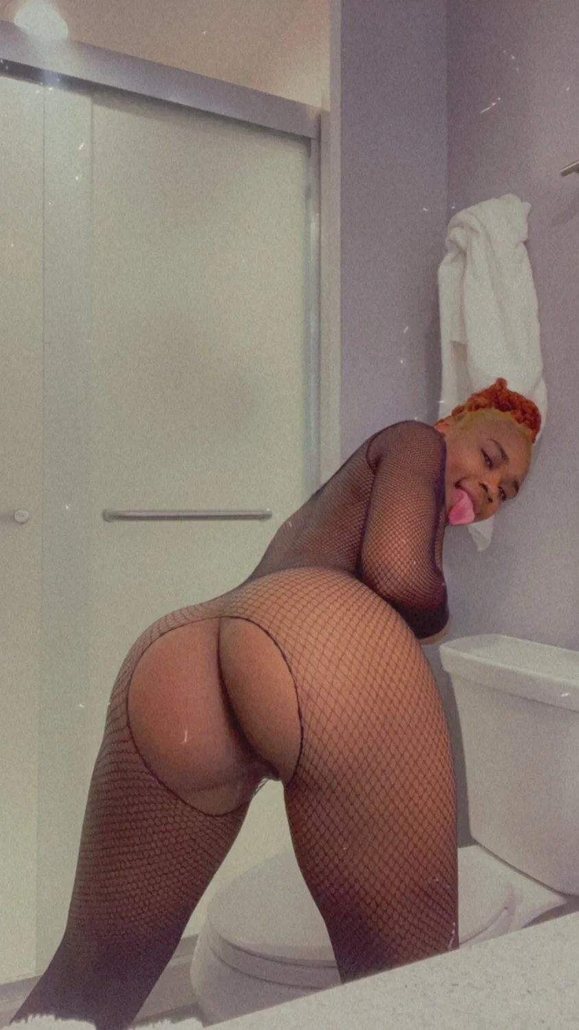 Slim thick ebony image 2
