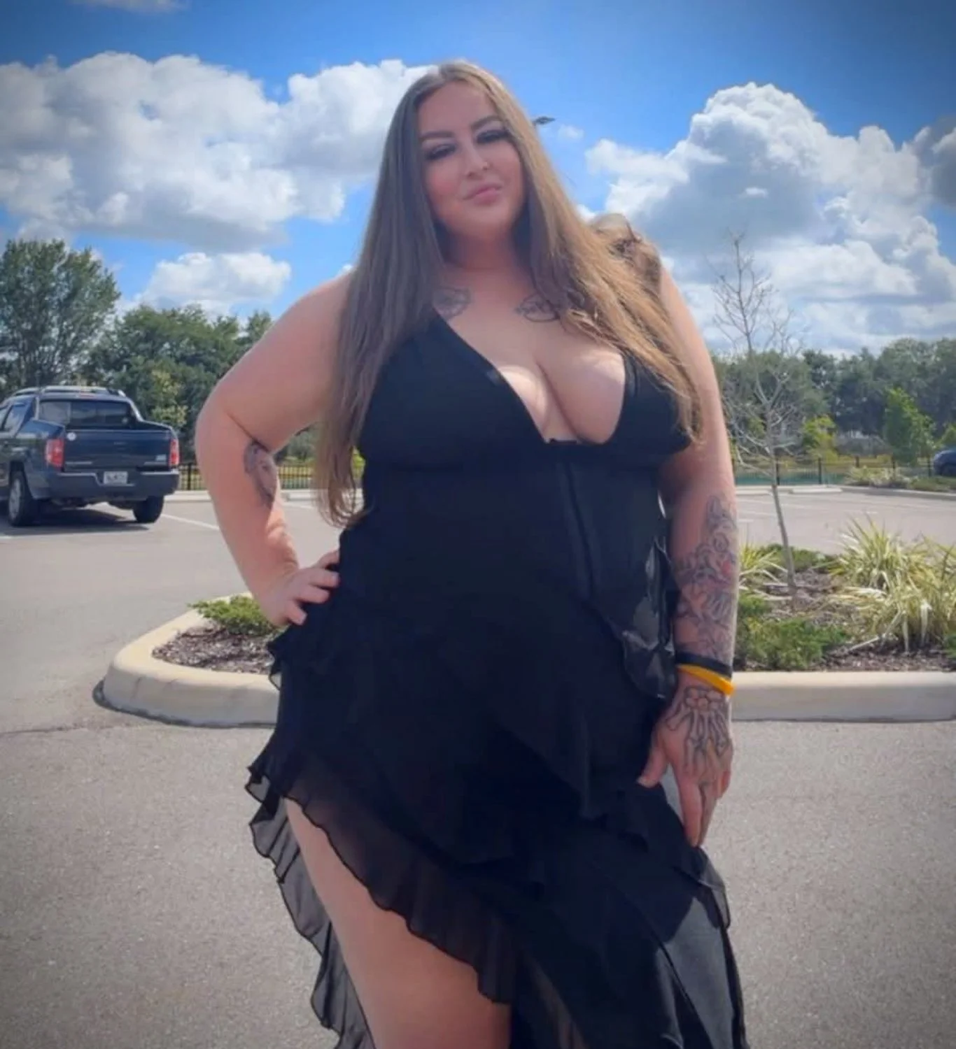 irl Miss Piggy loves BBC (surprise surprise) image 2