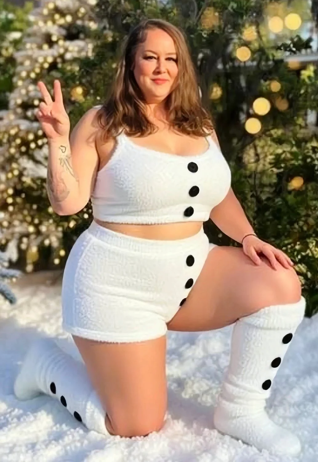 irl Miss Piggy loves BBC (surprise surprise) image 3