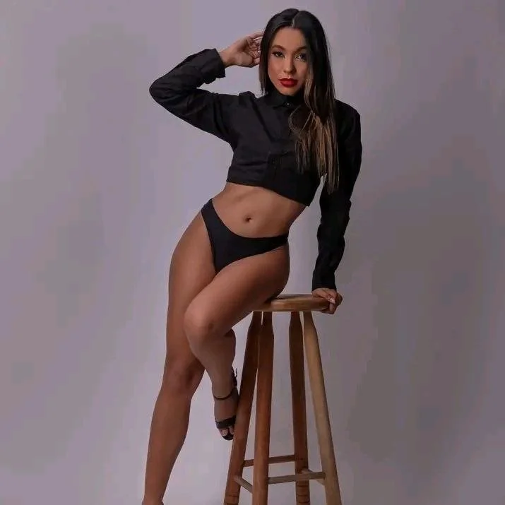 Carol Magrinha Bucetuda image 7