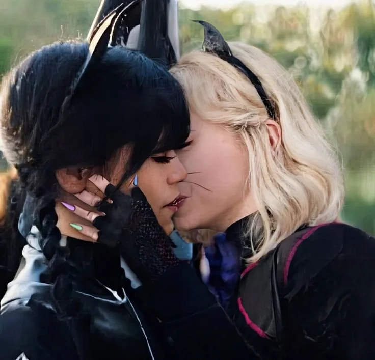 Wednesday Addams and Enid Sinclair kiss image 4