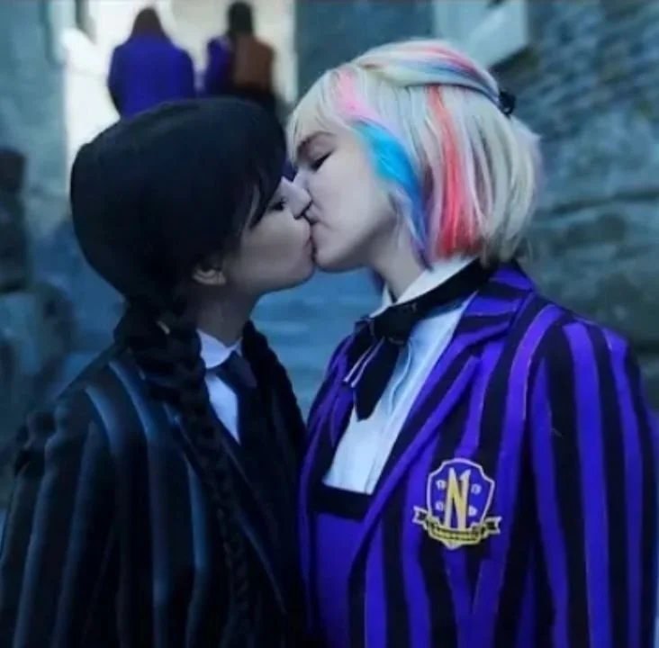 Wednesday Addams and Enid Sinclair kiss image 6