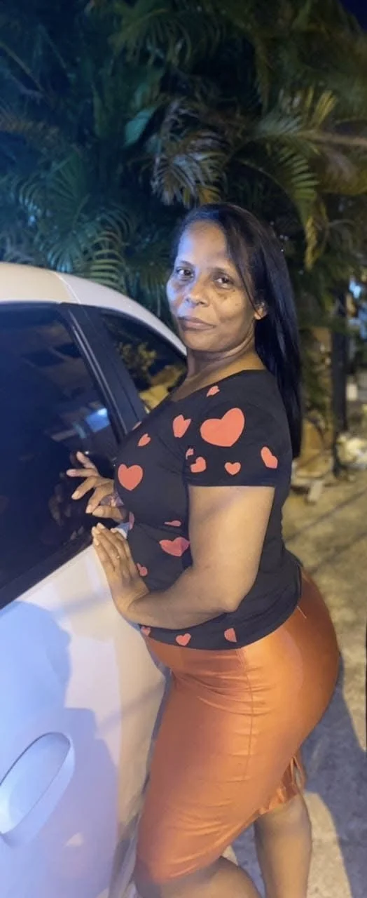 A morena mais rabuda da igreja que rabo gg e suculento image 2