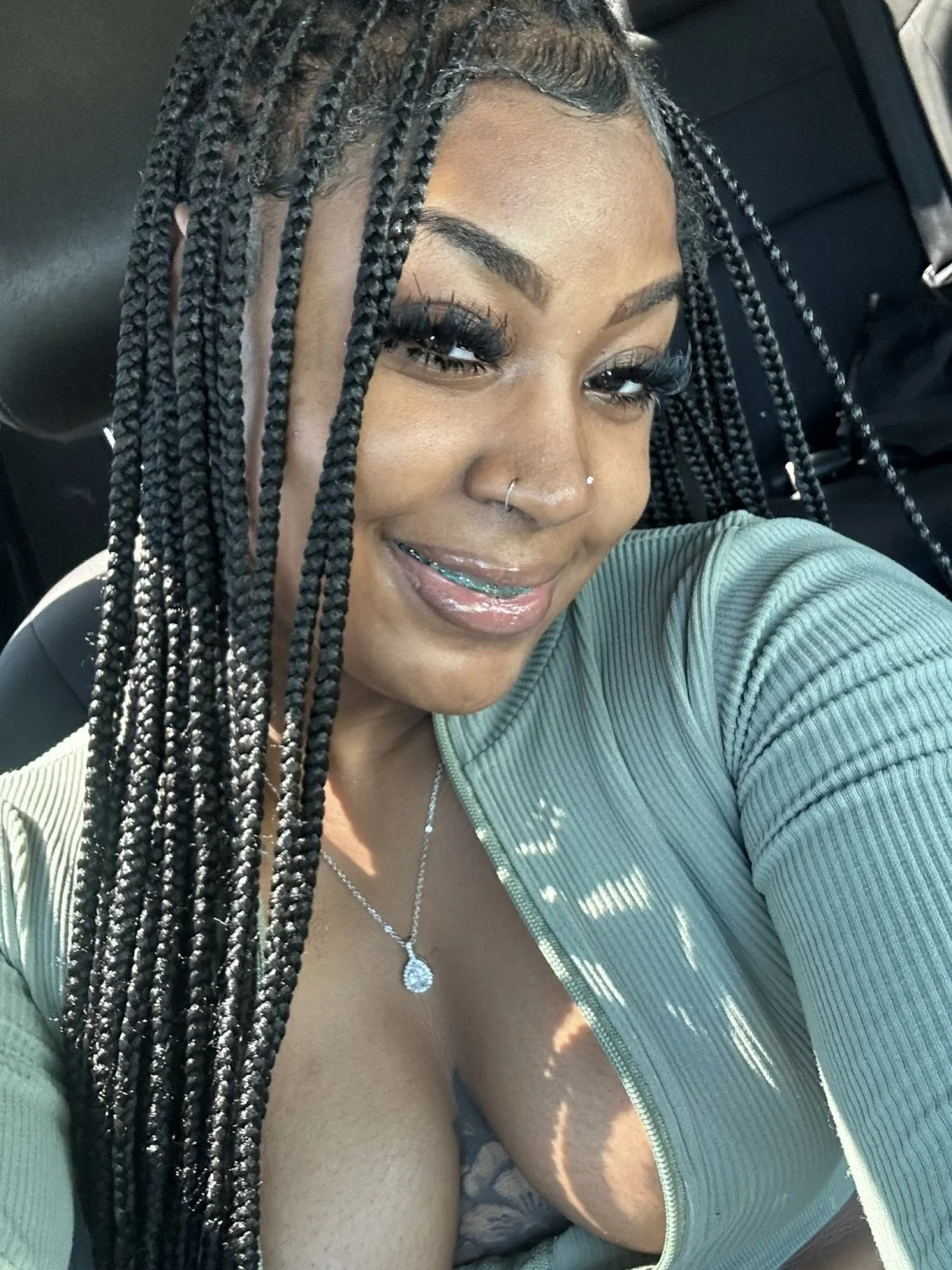 Fine girls on X image 7