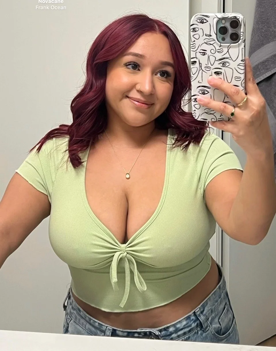 Hot slutty thick girl main image