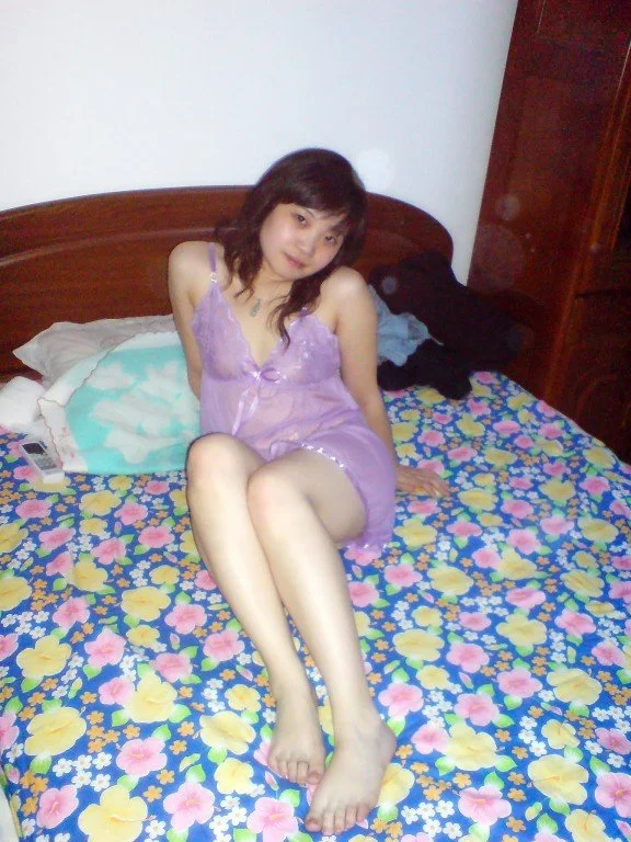 Chinese amateur milf 41 image 26