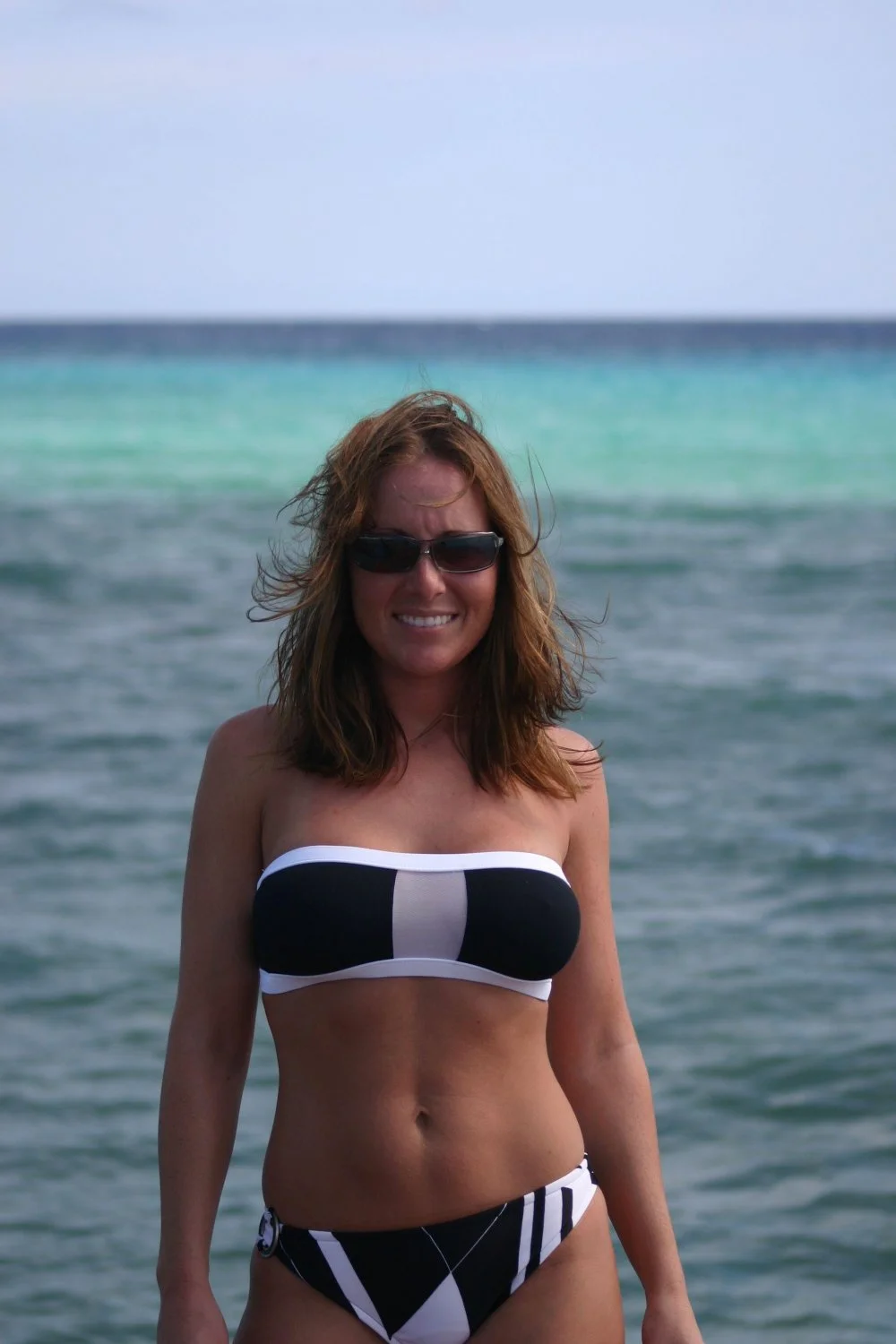 Alison - Mature Wife Loves To Pose. (pic3) image 4