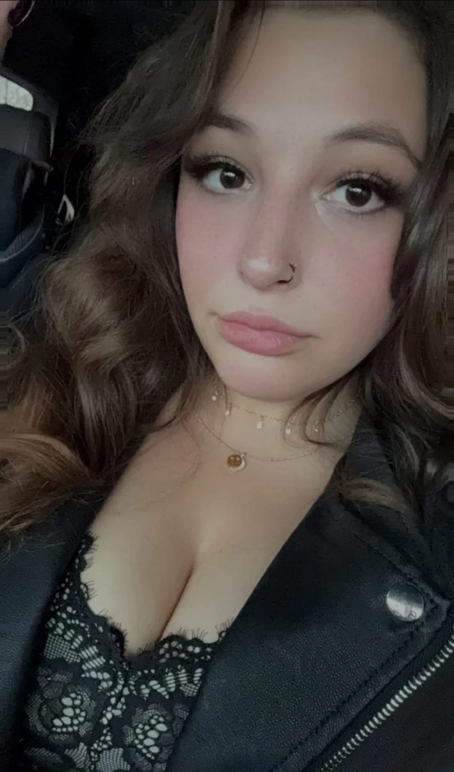 Cuck loves sharing Michigan slut image 34