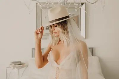 Glamorous Blonde Boudoir cover image