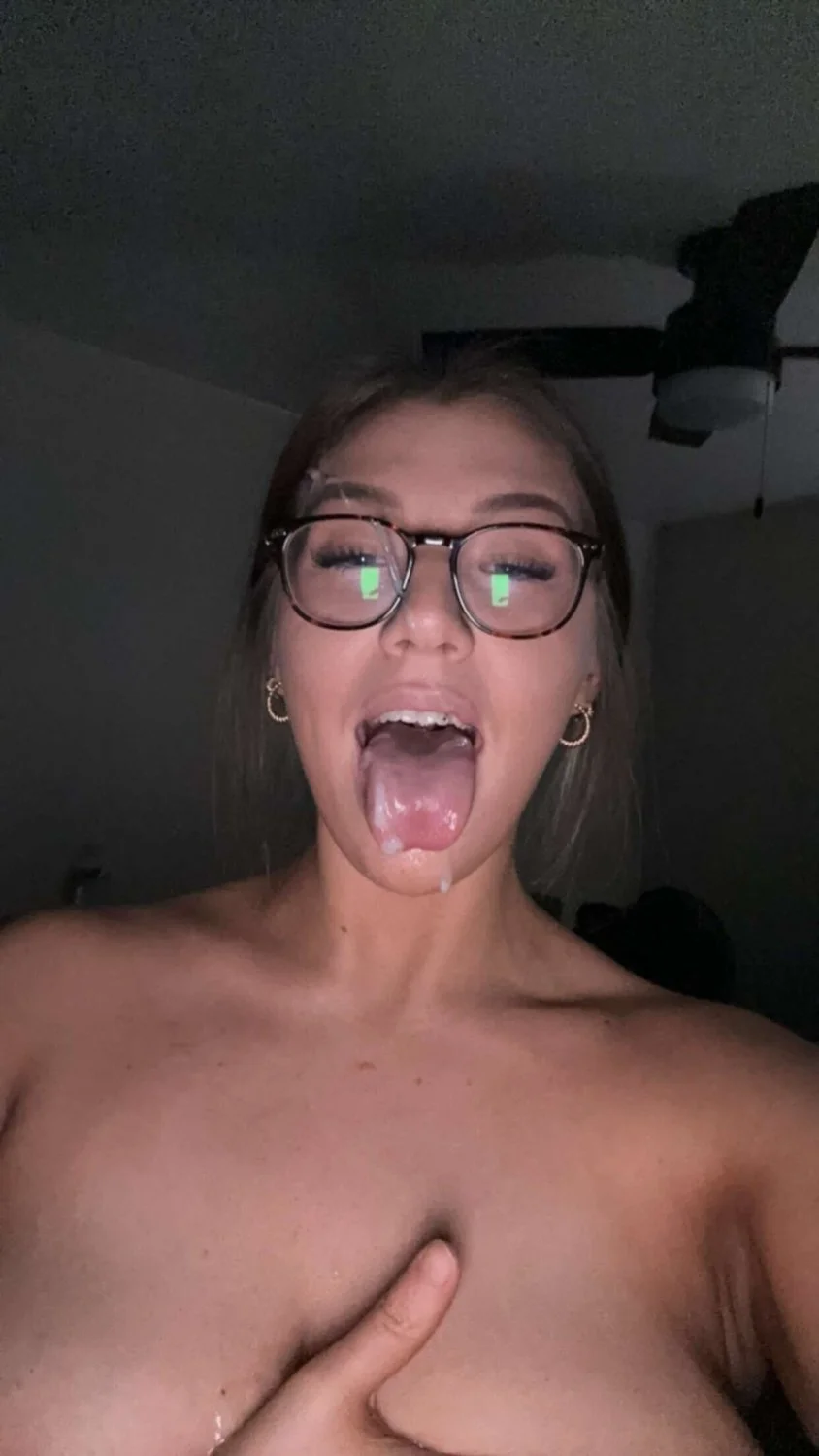 Amateur ex gf Amberlee image 18