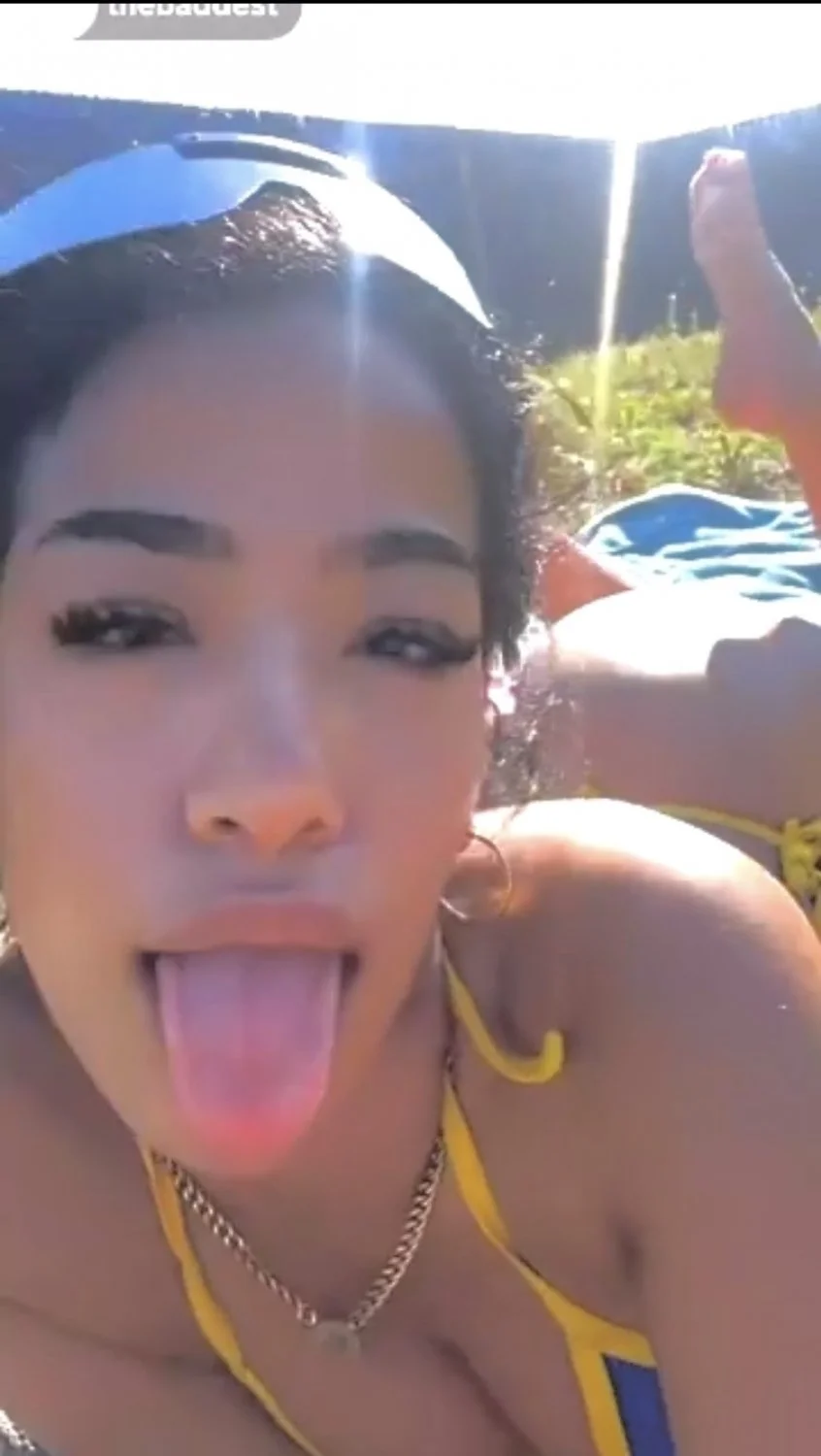 aya feet ss from video image 4