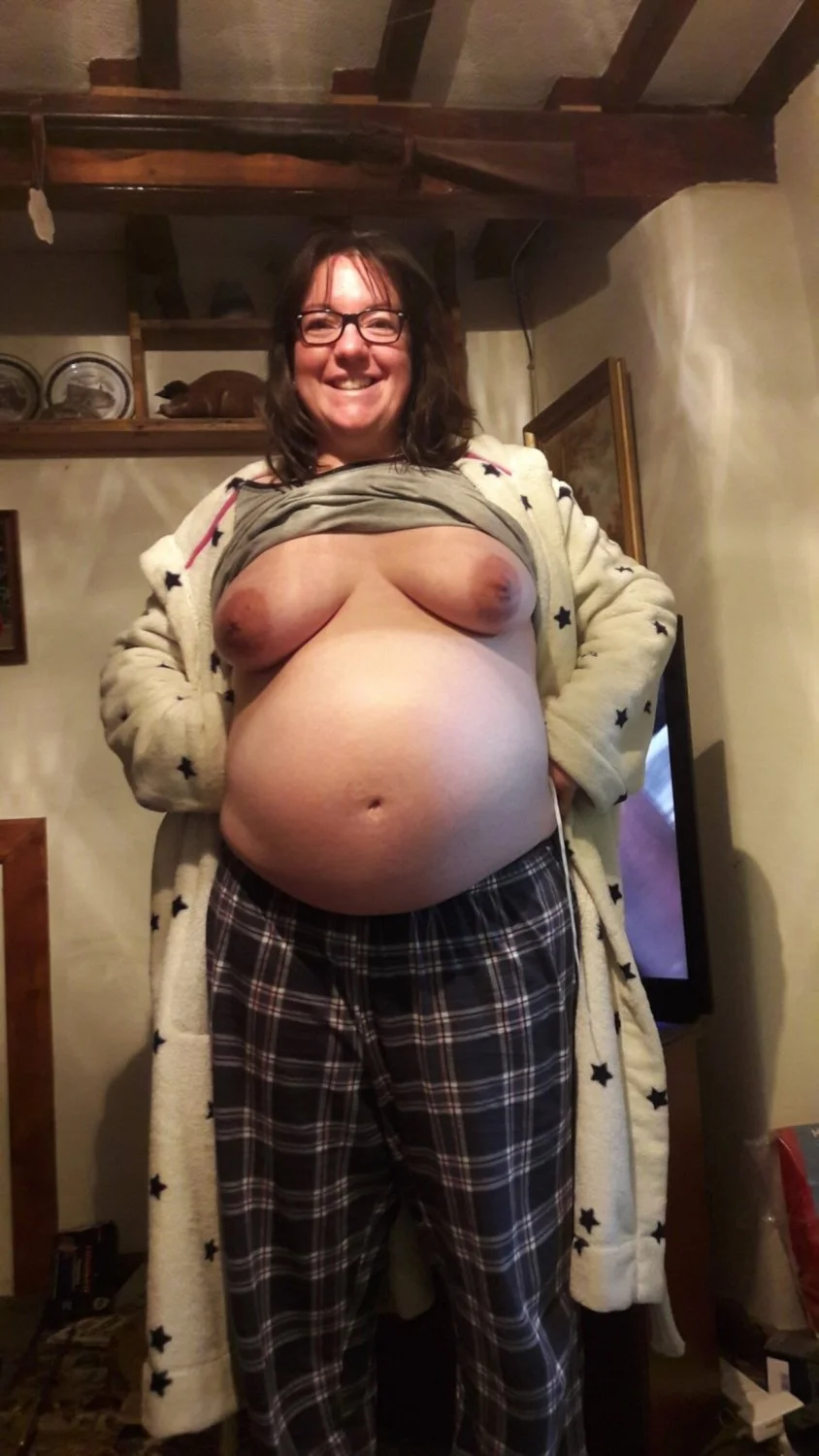 Cow Wife Amy image 10