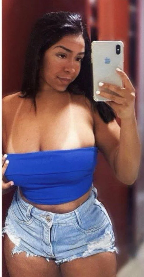 Novinha da favela exibida image 5