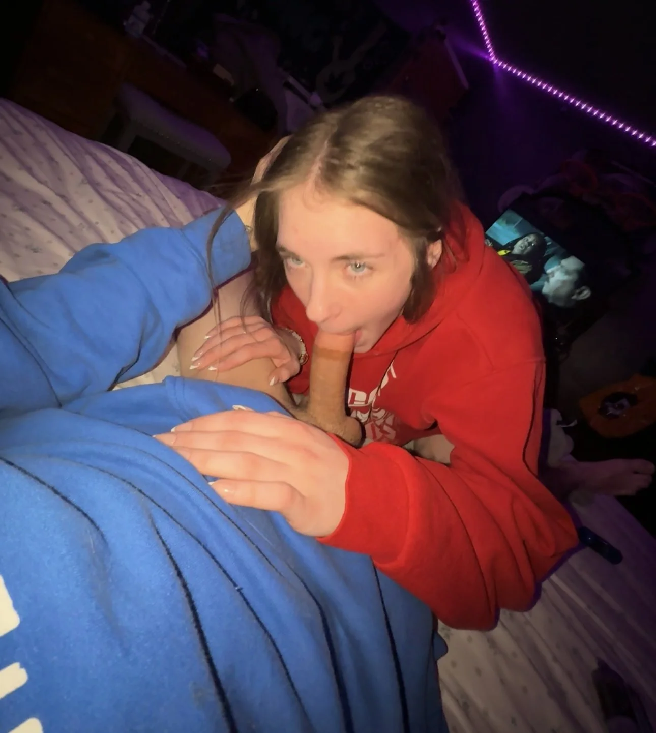 exposing my sexy 18yo gf deepthroating my cock image 8