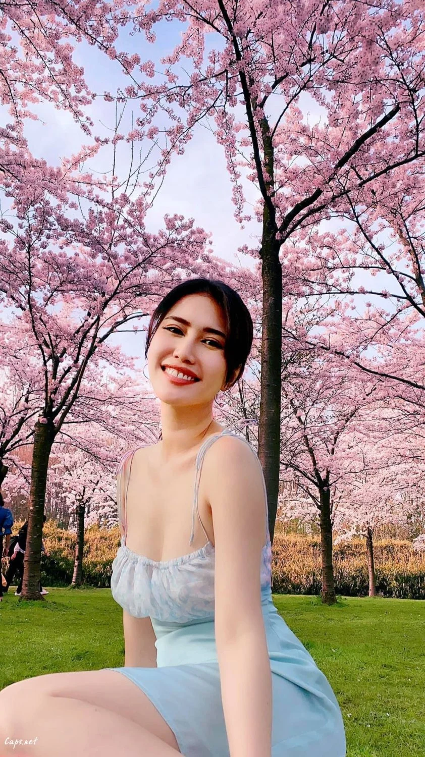 MILF Vietnam Annie Huỳnh Anh main image