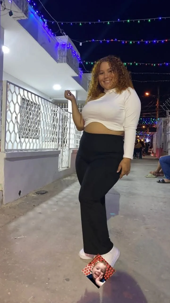 Gordita exhibida image 3