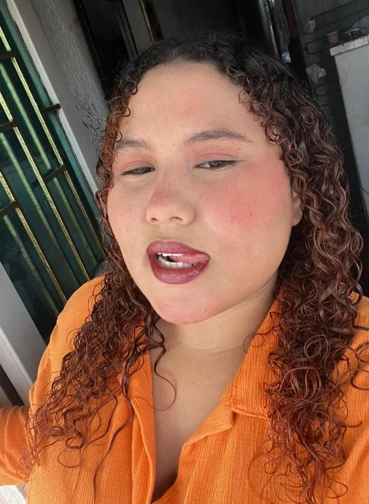 Gordita exhibida image 5
