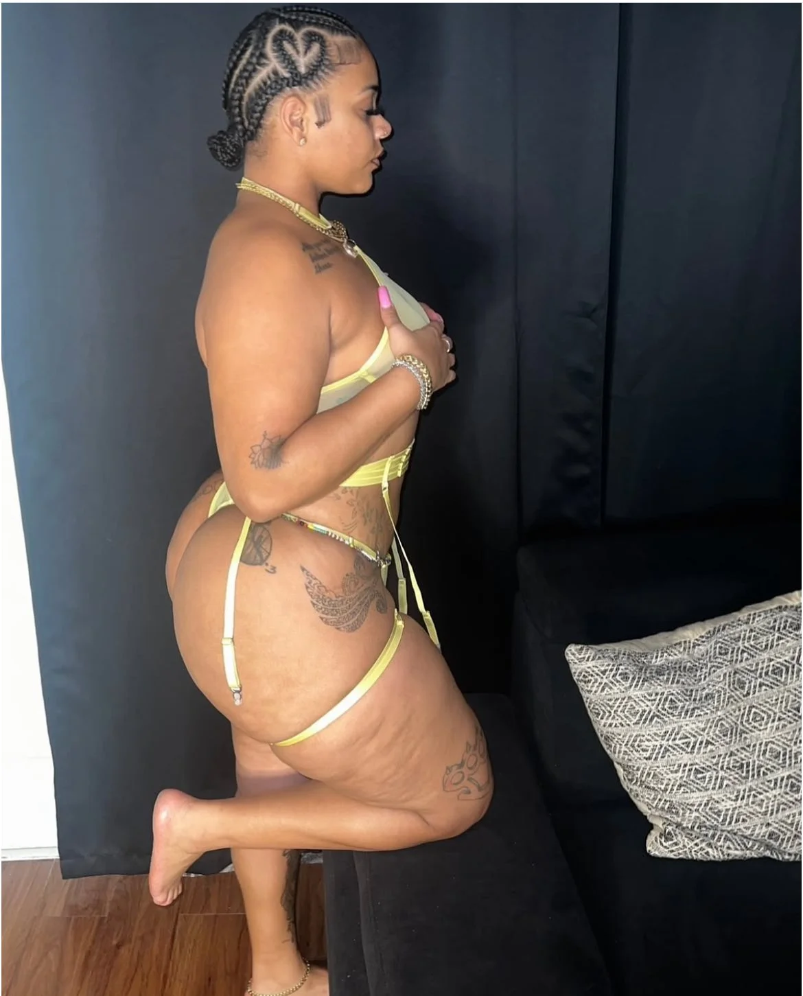 Amateur Mix latinas, ebony, snow bunnies etc. image 37