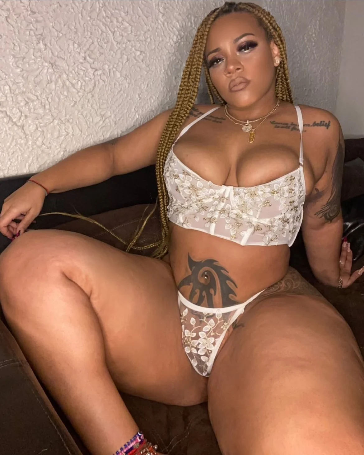 Amateur Mix latinas, ebony, snow bunnies etc. image 39