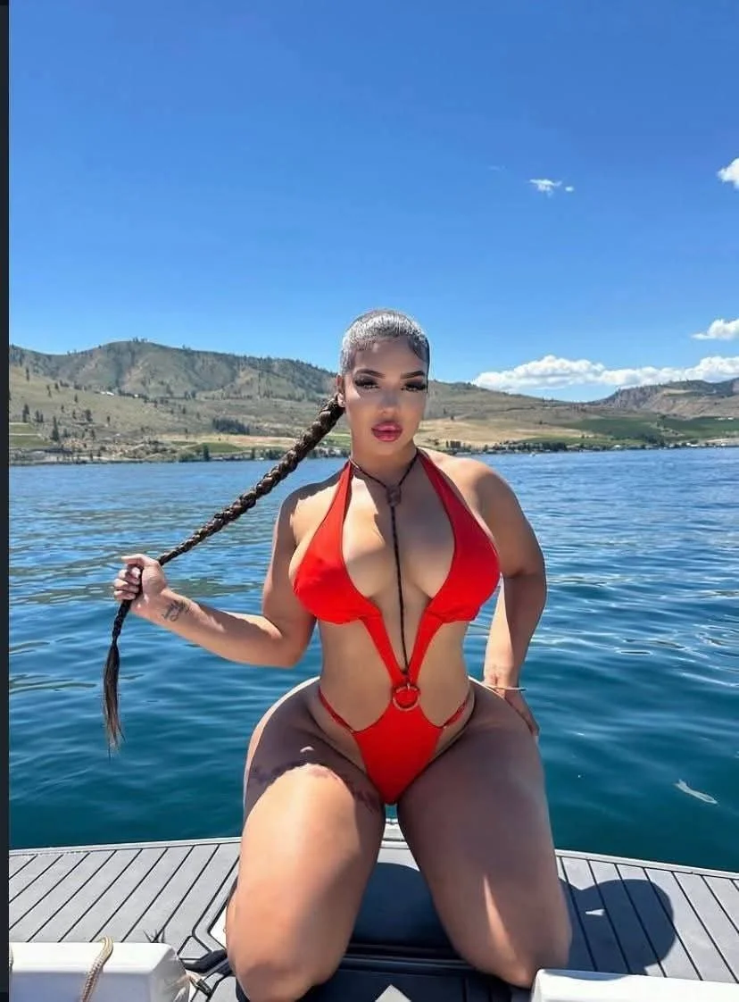 Thick and Sexy Ebony Latina Pawg Instabaddies image 13