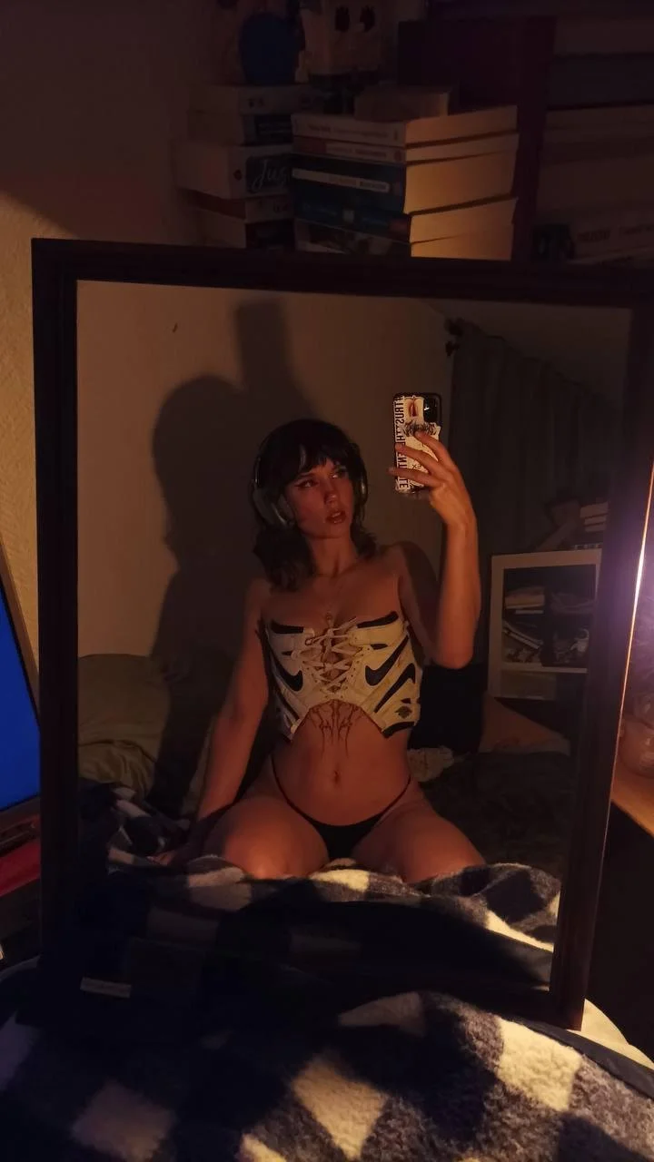 French sexy tattoed altgirl image 3