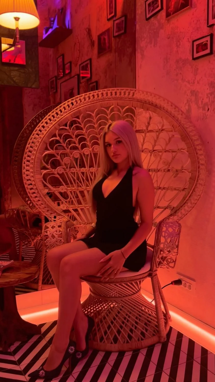 Petite Romanian blonde slut Alexia image 10