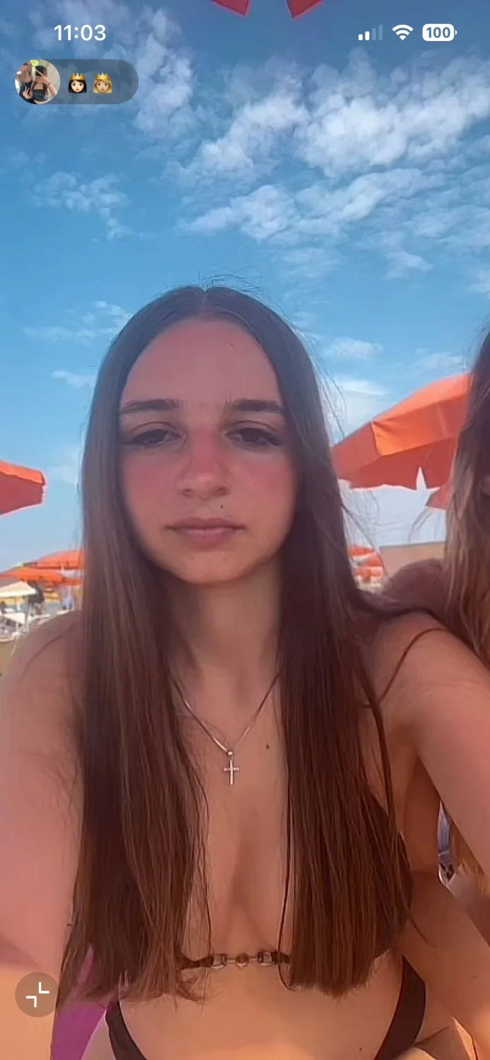 TikTok feet image 12