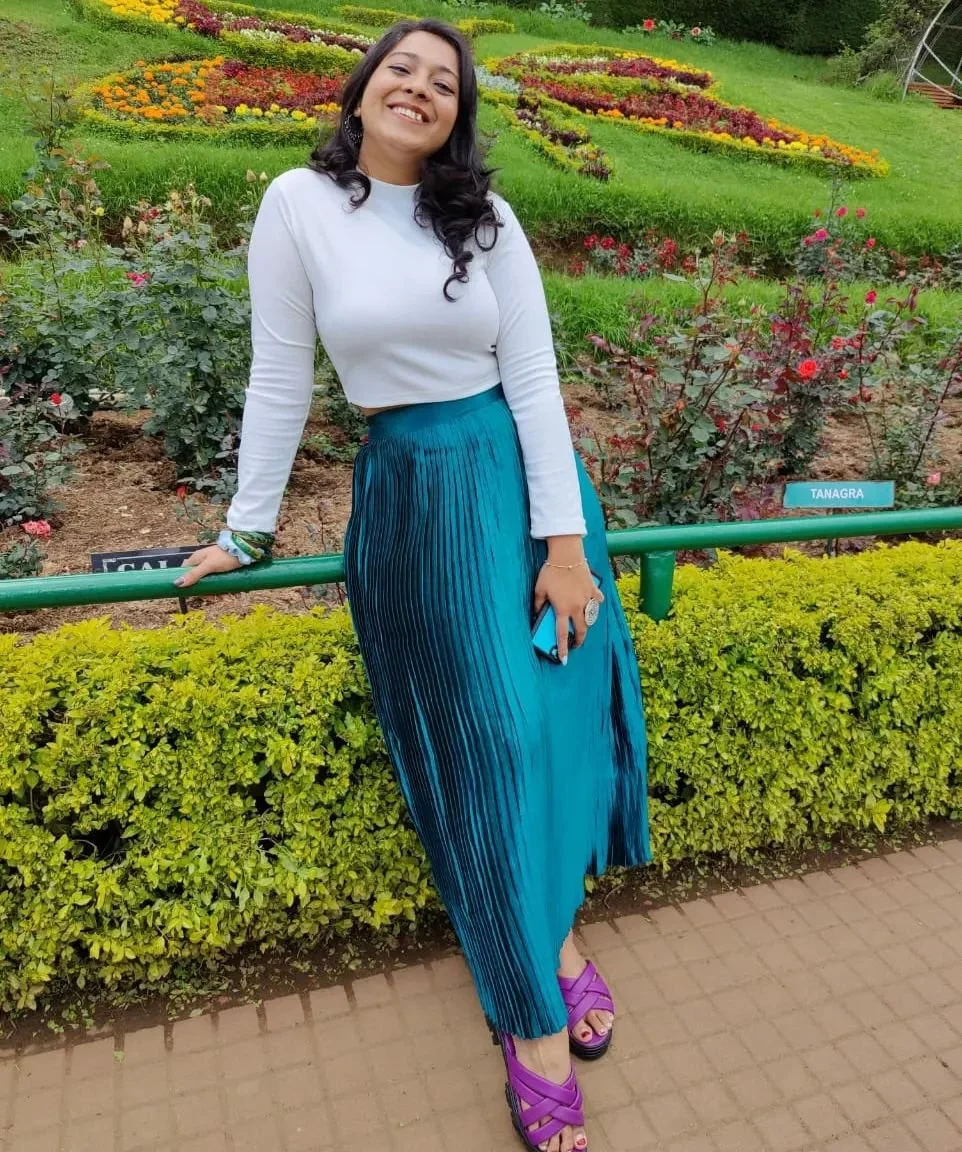 Indian babe Sakina Mehta shows off her curvy body and perfect tits image 16