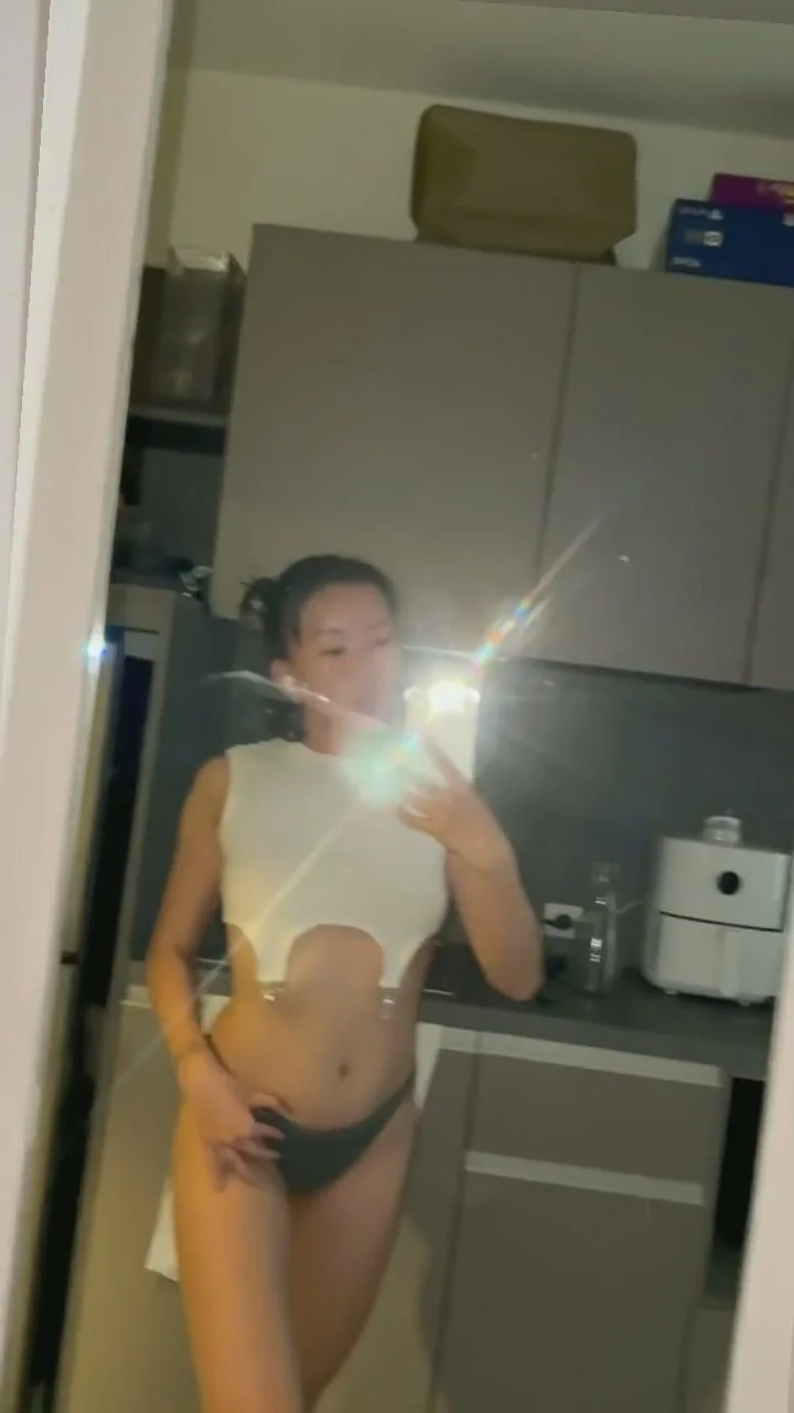 🔞 petite petite body pussy squirting horny nude slut 🫦💦 My OF image 3