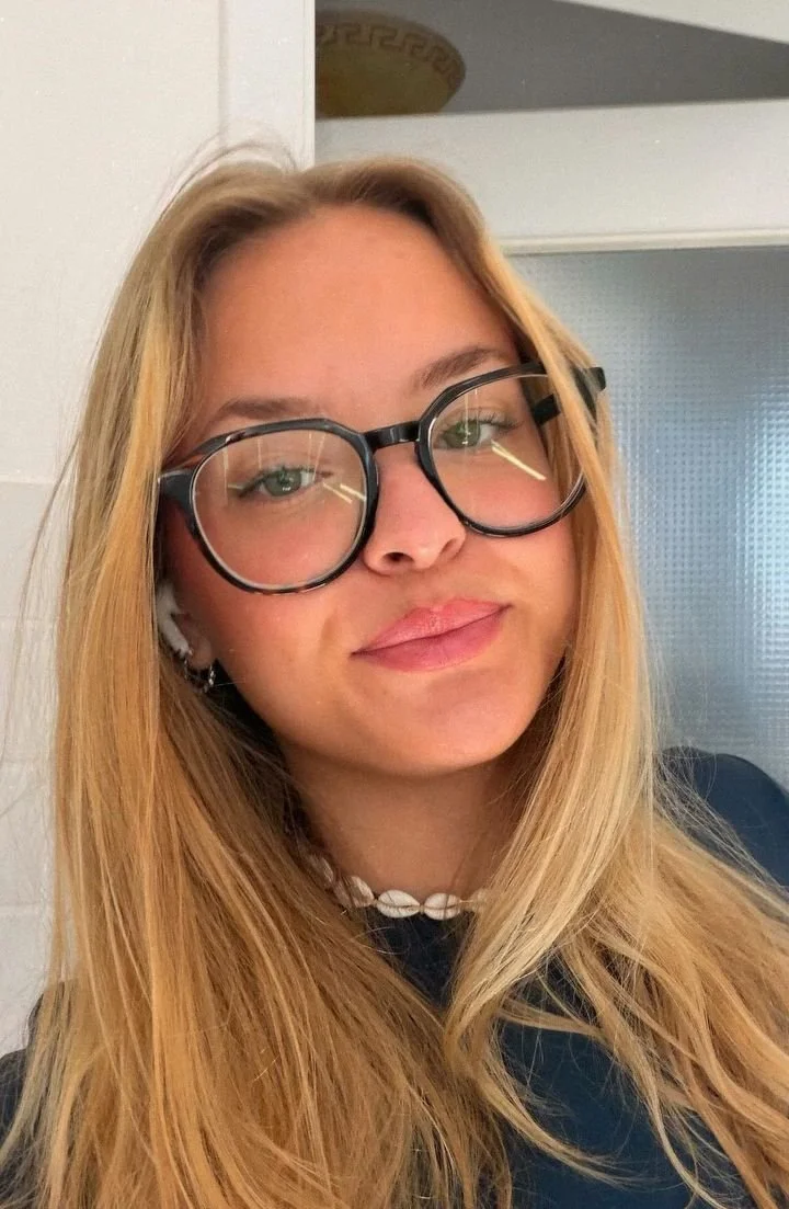 German teen slut with huge tits is on vacation image 4