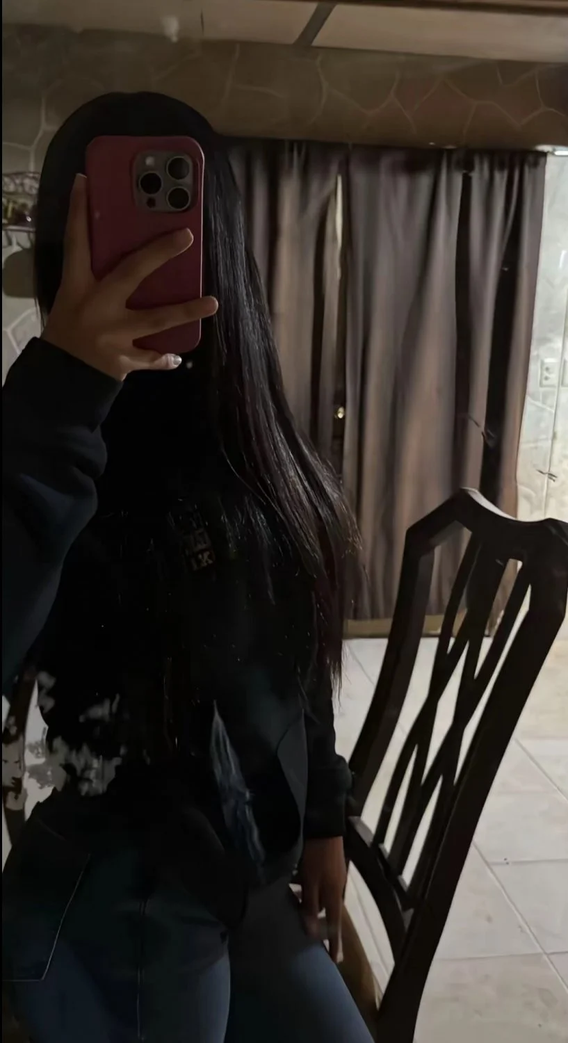 ella sabe que es una zorrita image 5