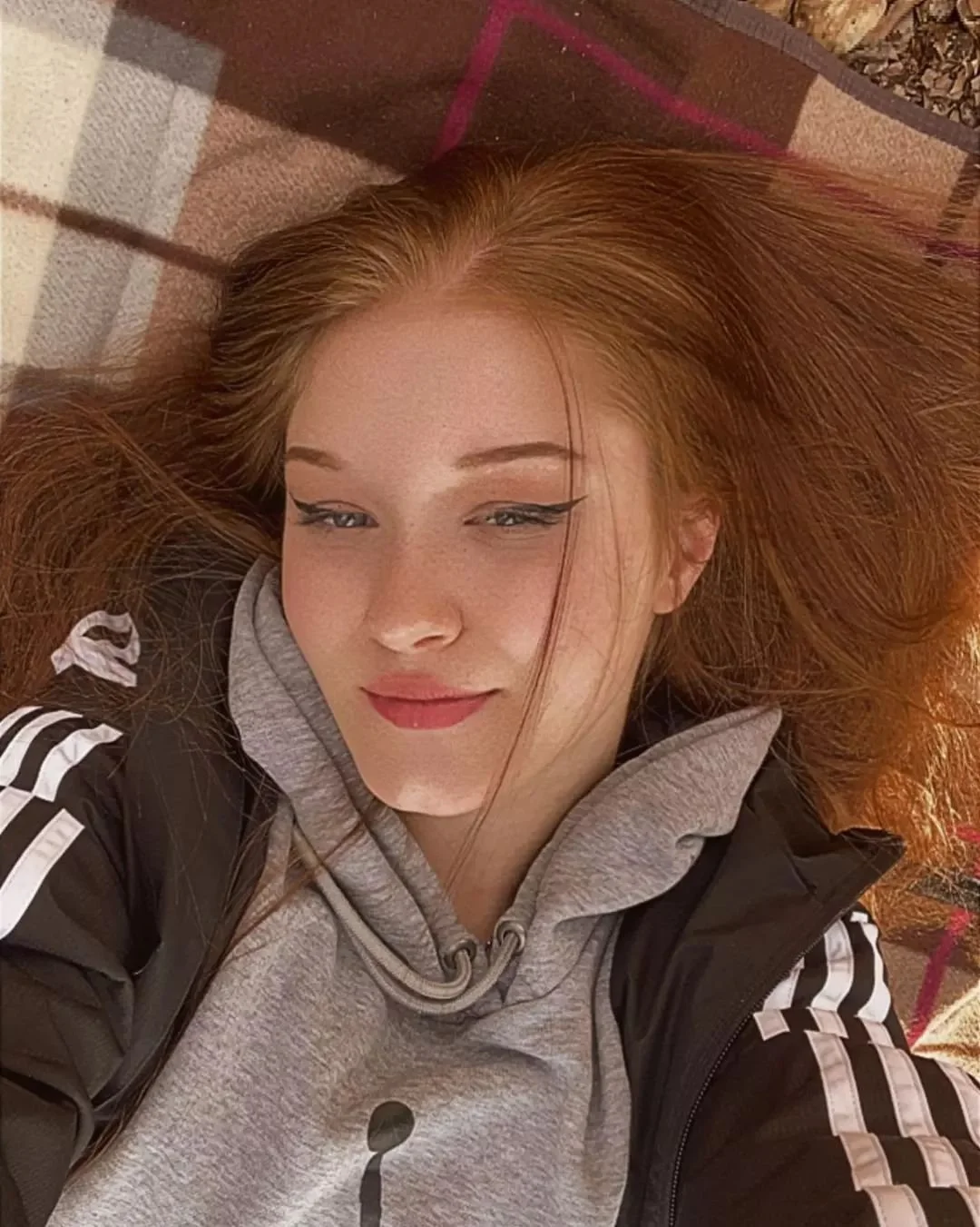 Slutty redhead got all the moves image 5