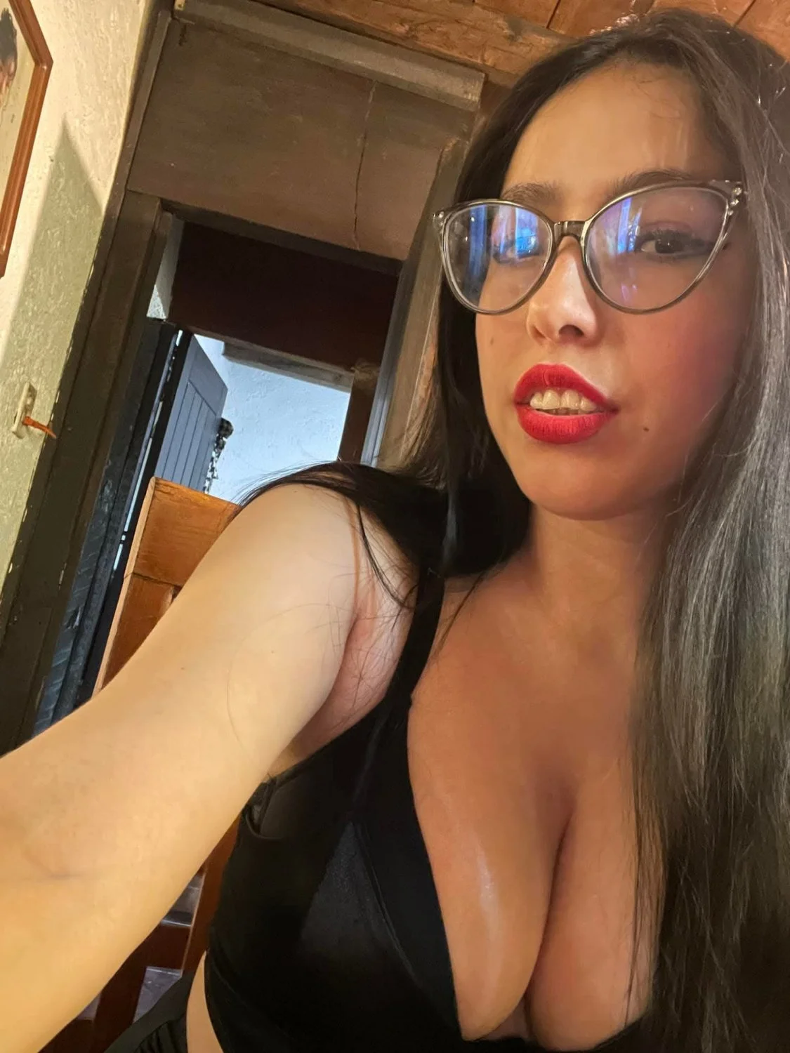La putita de mi novia...esta bien chichona...que la disfruten image 18