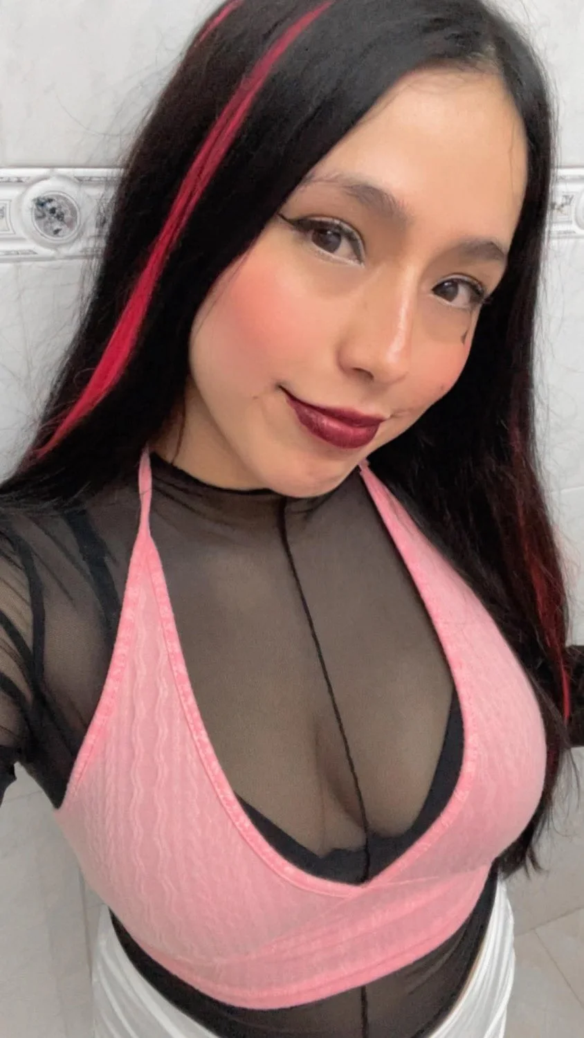 La putita de mi novia...esta bien chichona...que la disfruten image 37