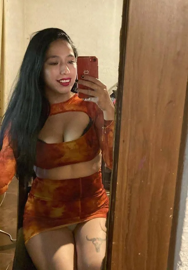 La putita de mi novia...esta bien chichona...que la disfruten image 40