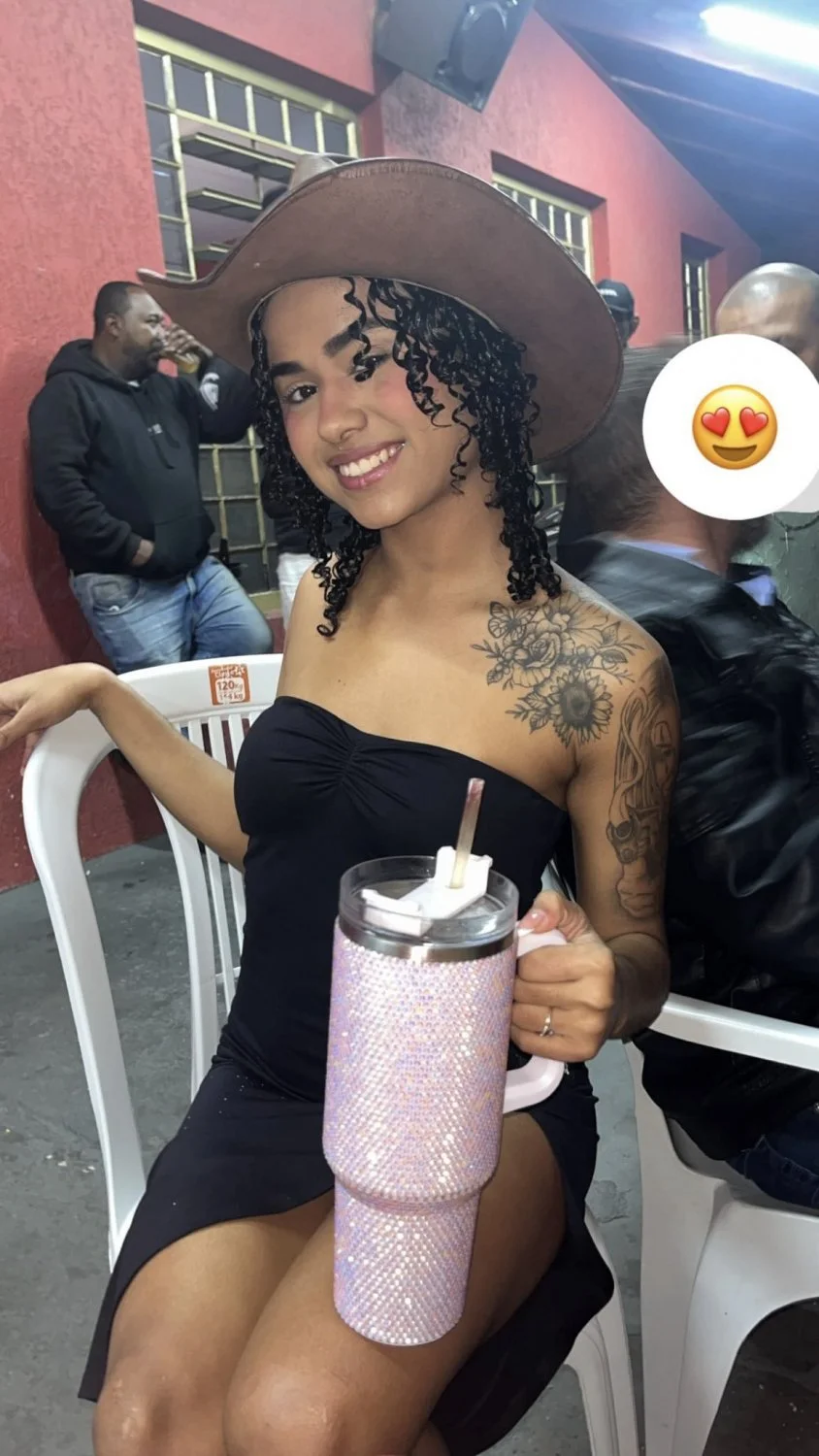 Novinha pretinha da favela do rabo delicioso!!! novinha, vazou, vazada, vazados, amador, caiu na net image 10