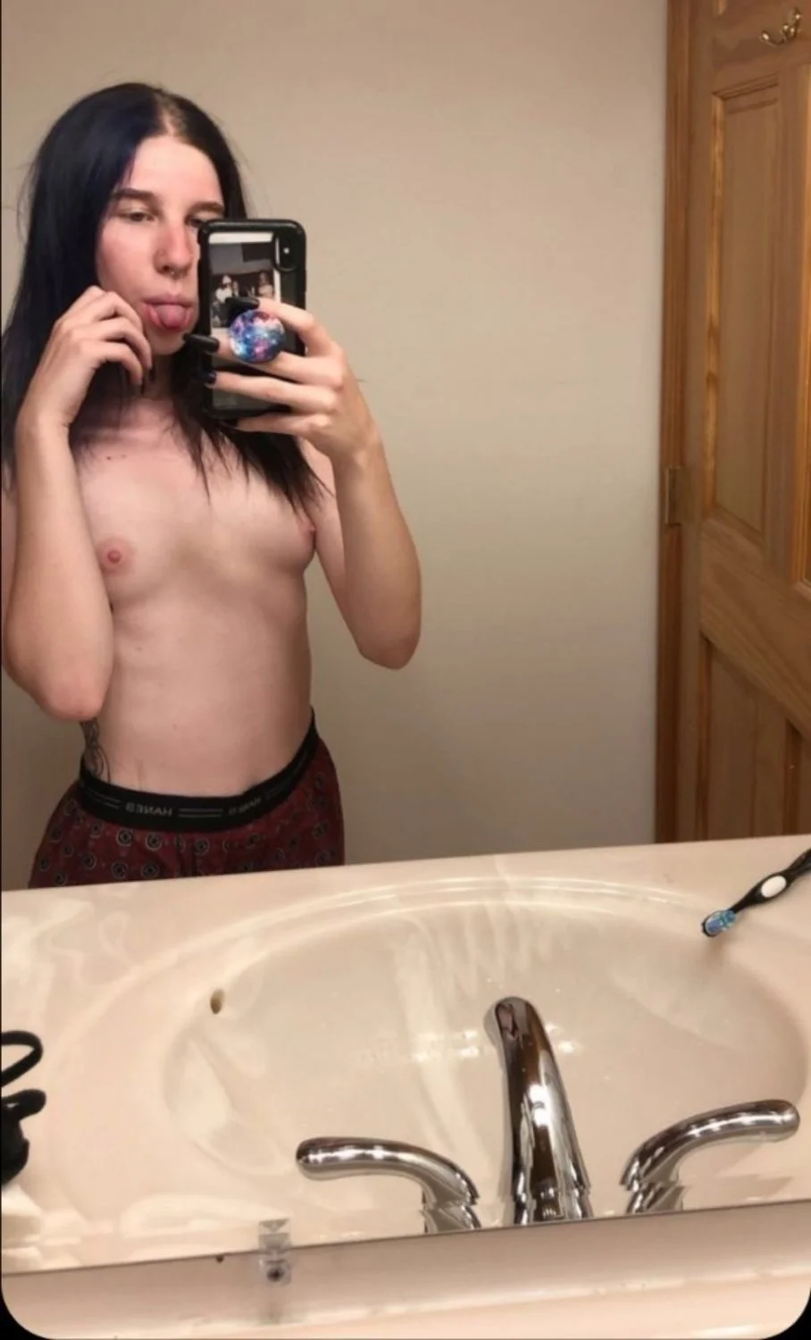 Kylie the new webslut image 7