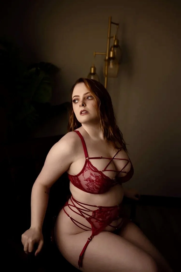Boudoir image 12