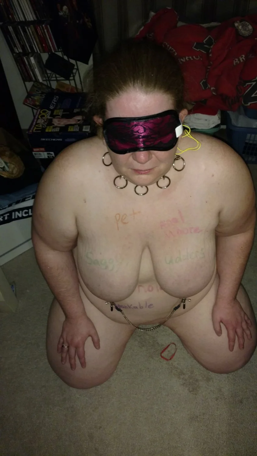 Slut T image 14