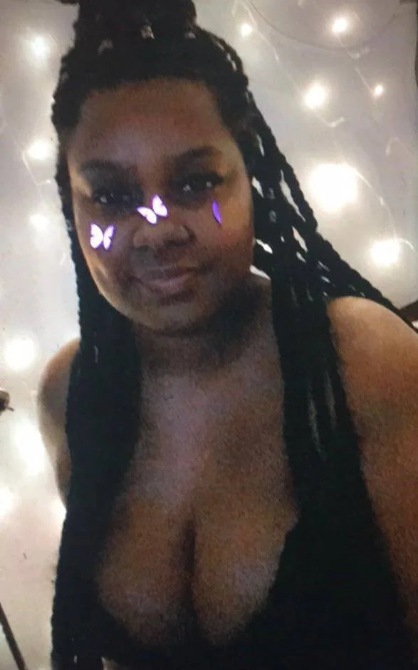 Pretty Thick Ebony Milf image 15