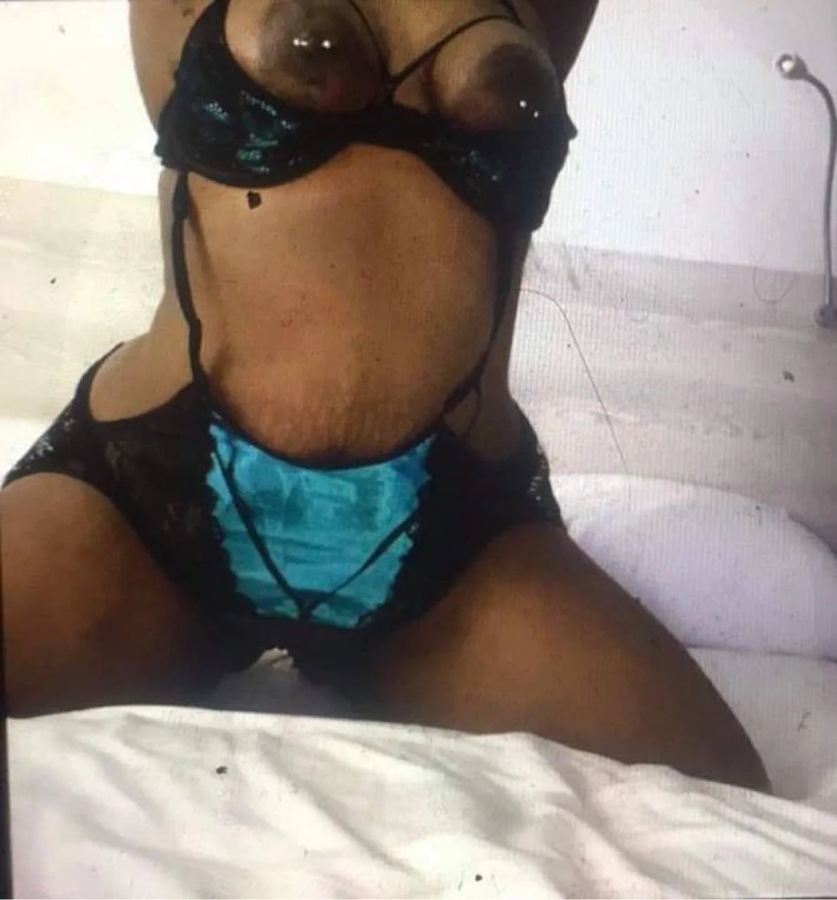 Pretty Thick Ebony Milf image 38