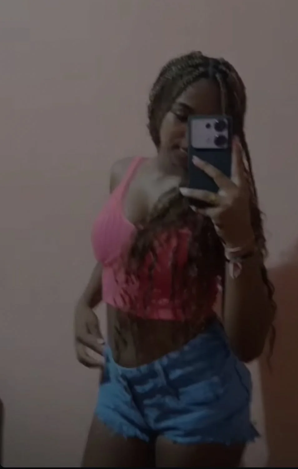 Morena gostosa peituda image 3
