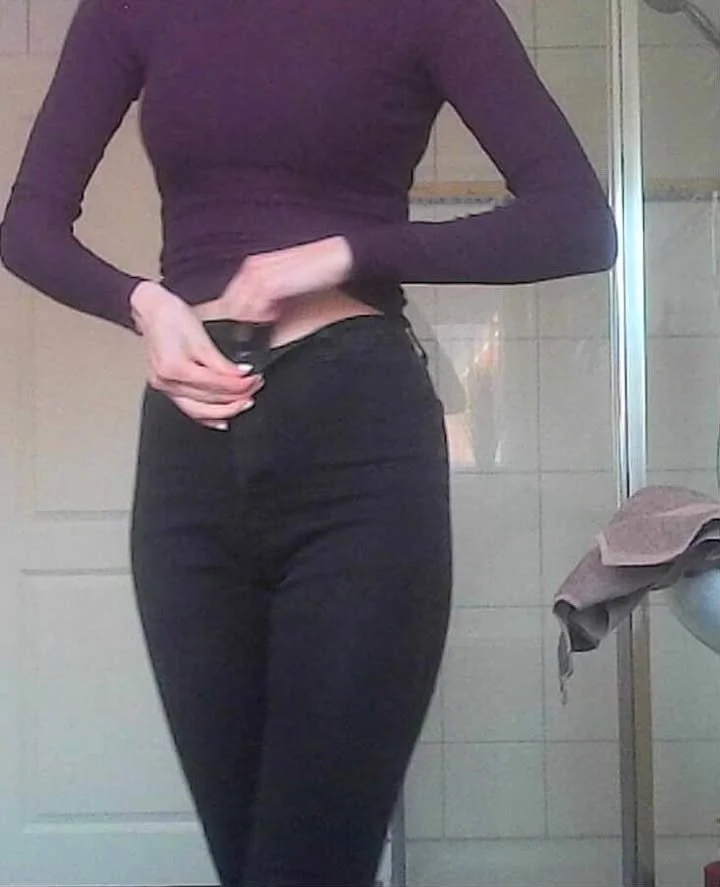 Baerly Legal Teen Sister Nina Gets Spied On While Showering By Her Brother (Updated) image 3