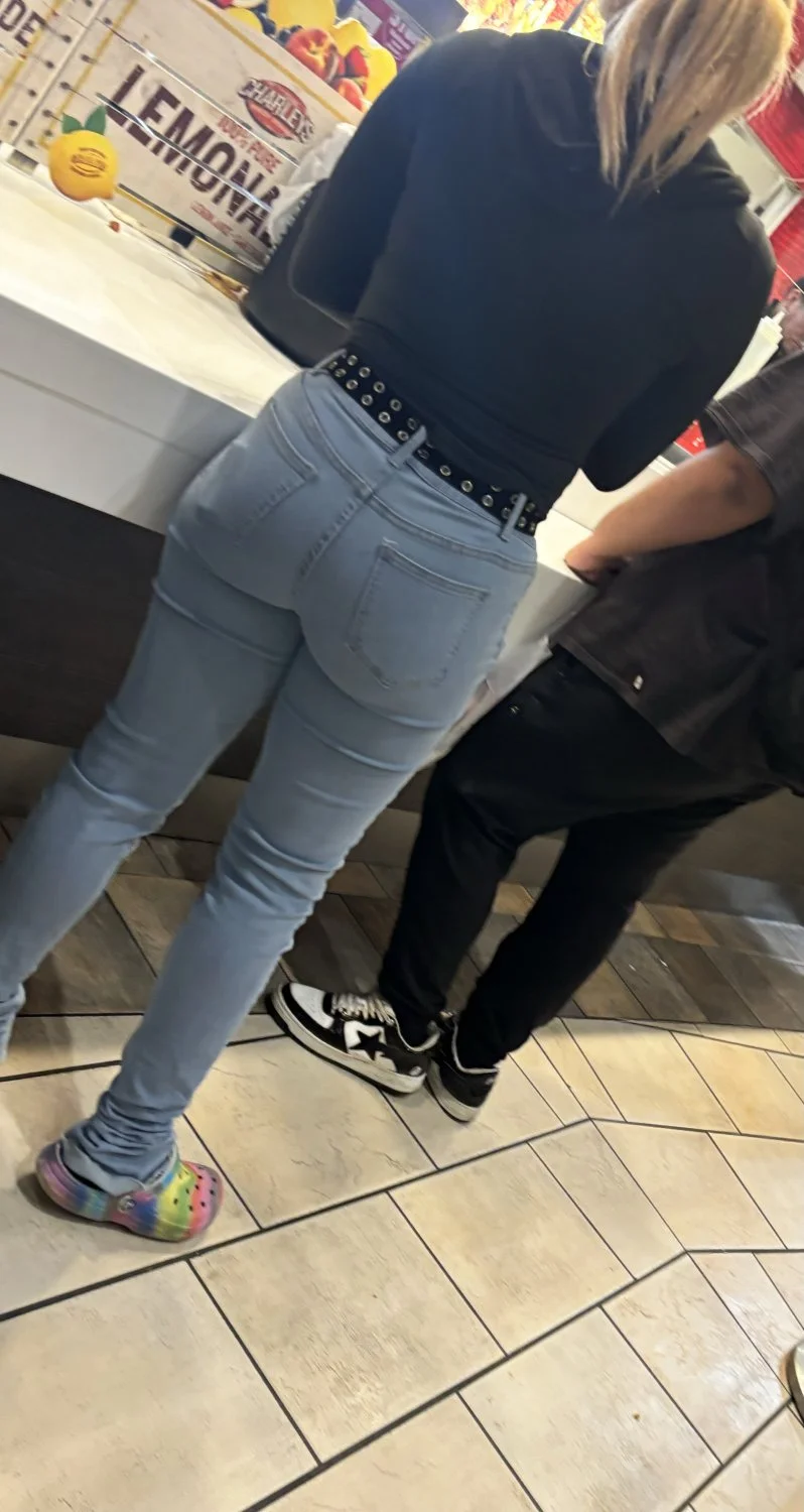 Cuffed butt in jeans image 8