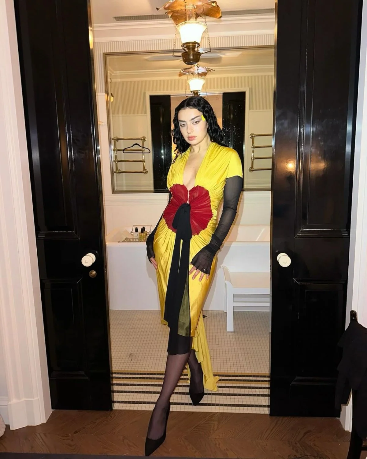 charli-xcx-09-29-2022-2 image 35